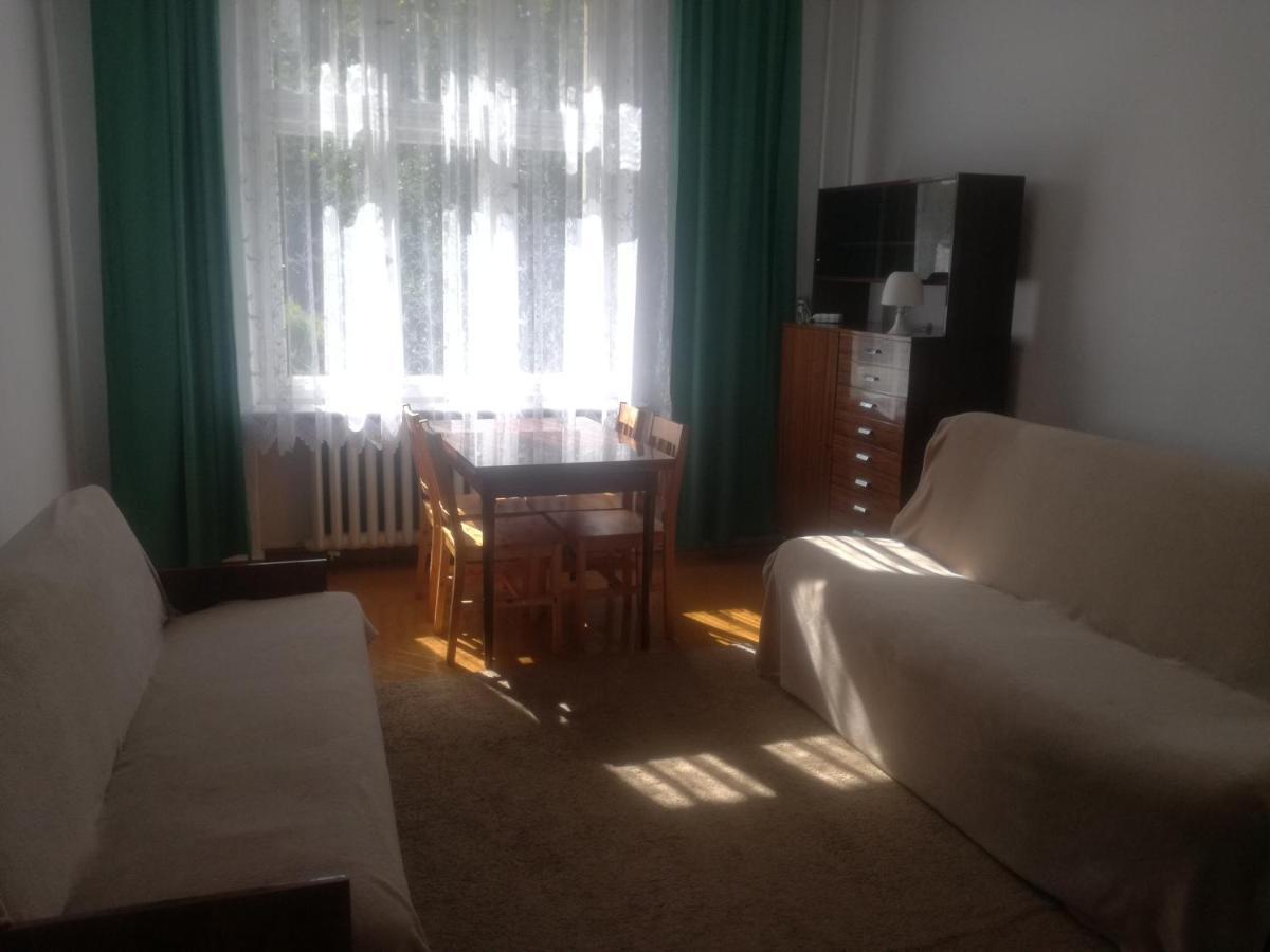 Apartament W Kamienicy Apartament *